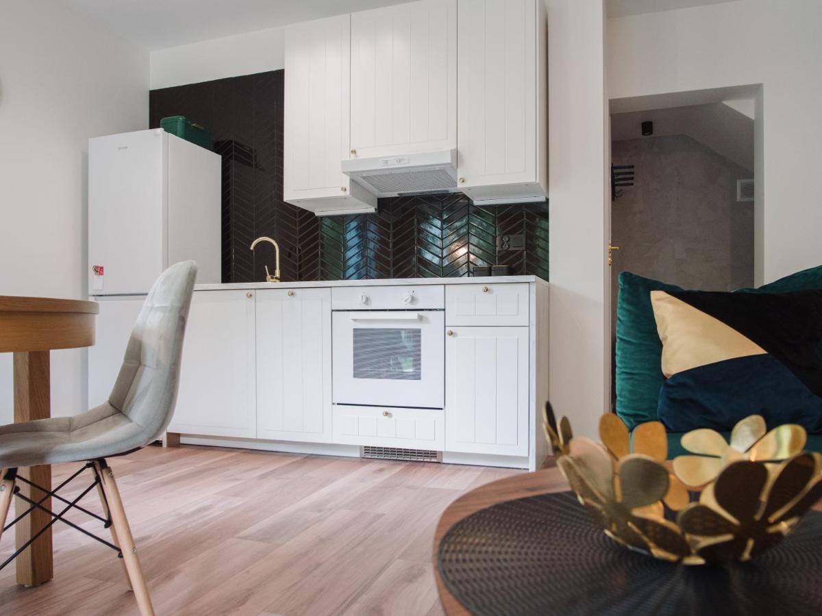 Apartament Nad Strumykiem Z Ogrodkiem - Dream Apart Apartment Устрон Екстериор снимка