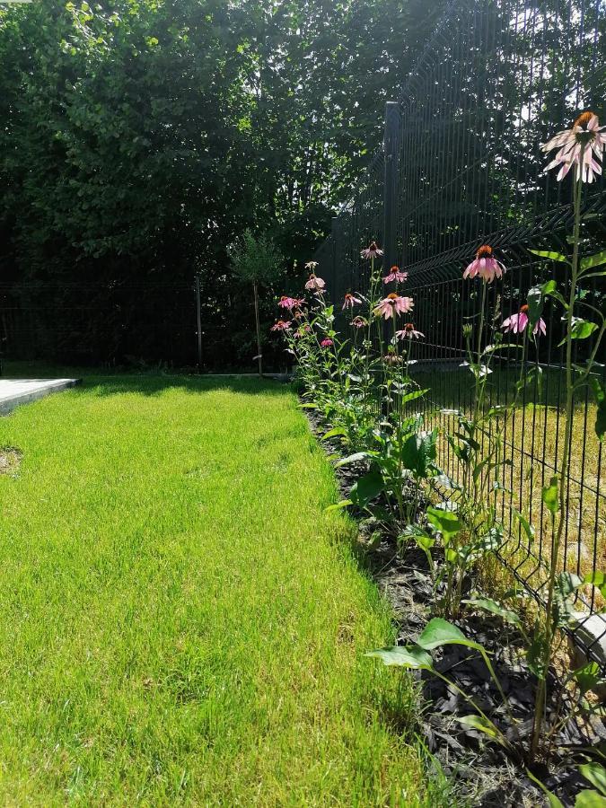 Apartament Nad Strumykiem Z Ogrodkiem - Dream Apart Apartment Устрон Екстериор снимка