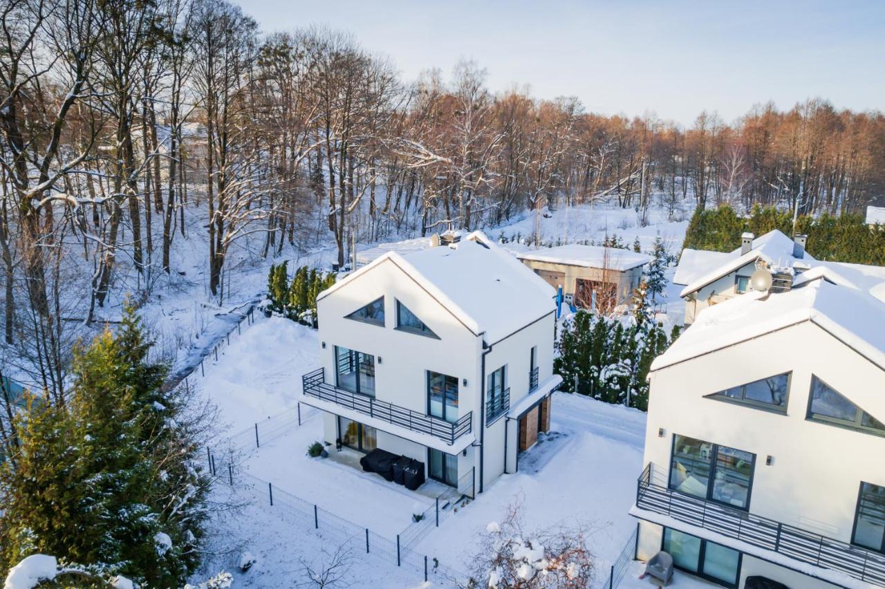 Apartament Nad Strumykiem Z Ogrodkiem - Dream Apart Apartment Устрон Екстериор снимка